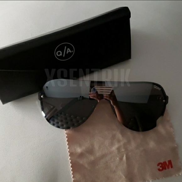 QUAY AUSTRALIA SHOWTIME SUNGLASSES SILVER - Picture 5 of 15